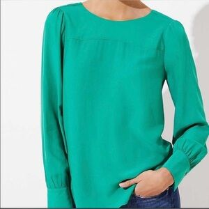 Loft Emerald Green Long Sleeve Blouse With Button Back Closure